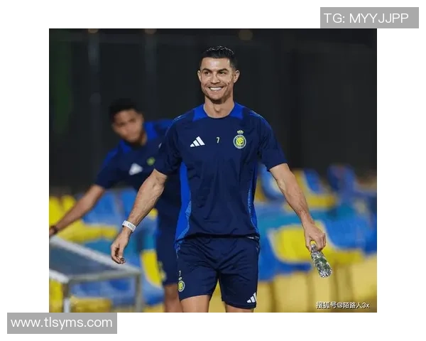 帅气足球球星个性头像集锦展现运动员独特魅力与青春风采