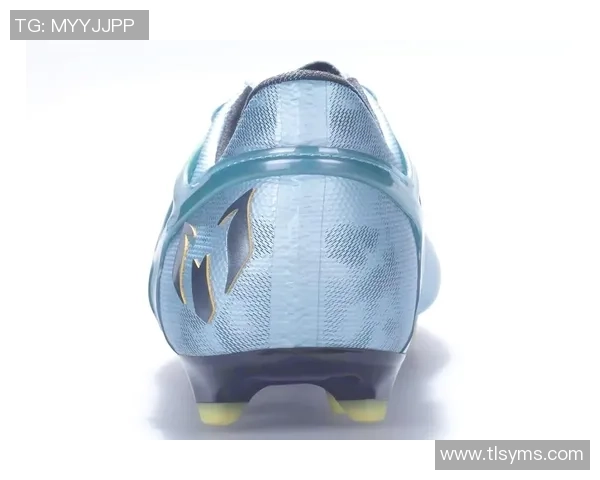 梅西与阿迪达斯再度携手推出全新联名足球鞋，打造赛场性能与时尚并存的完美之选