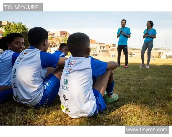 群星闪耀绿茵梦多球星合影定格足球荣耀时刻