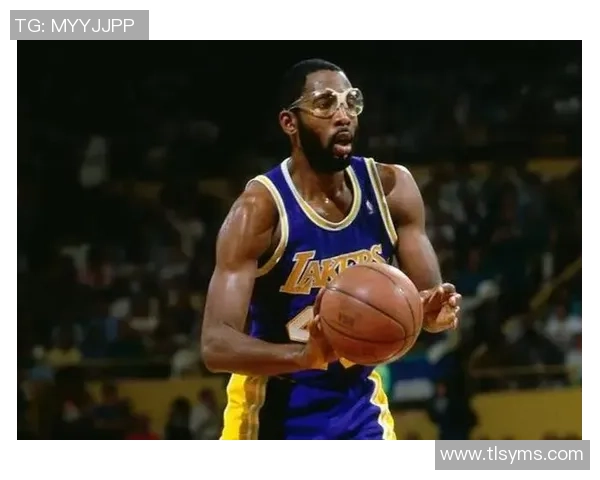 足球巨星贾巴尔的传奇人生与赛场荣耀全景解析