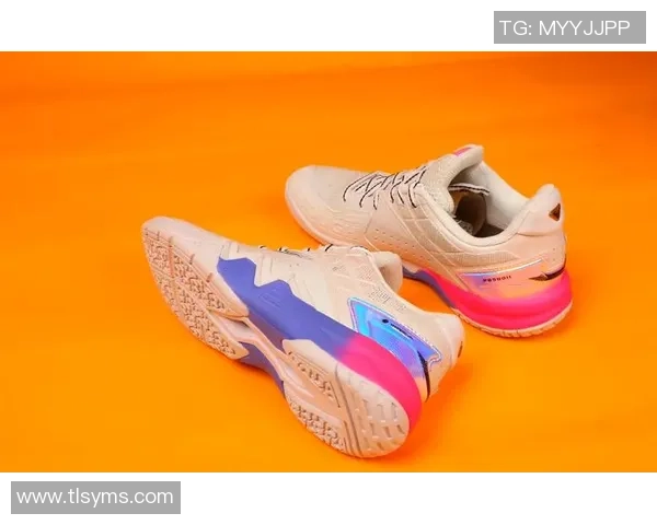 足球明星同款球鞋推荐 打造专业球场表现与个性魅力